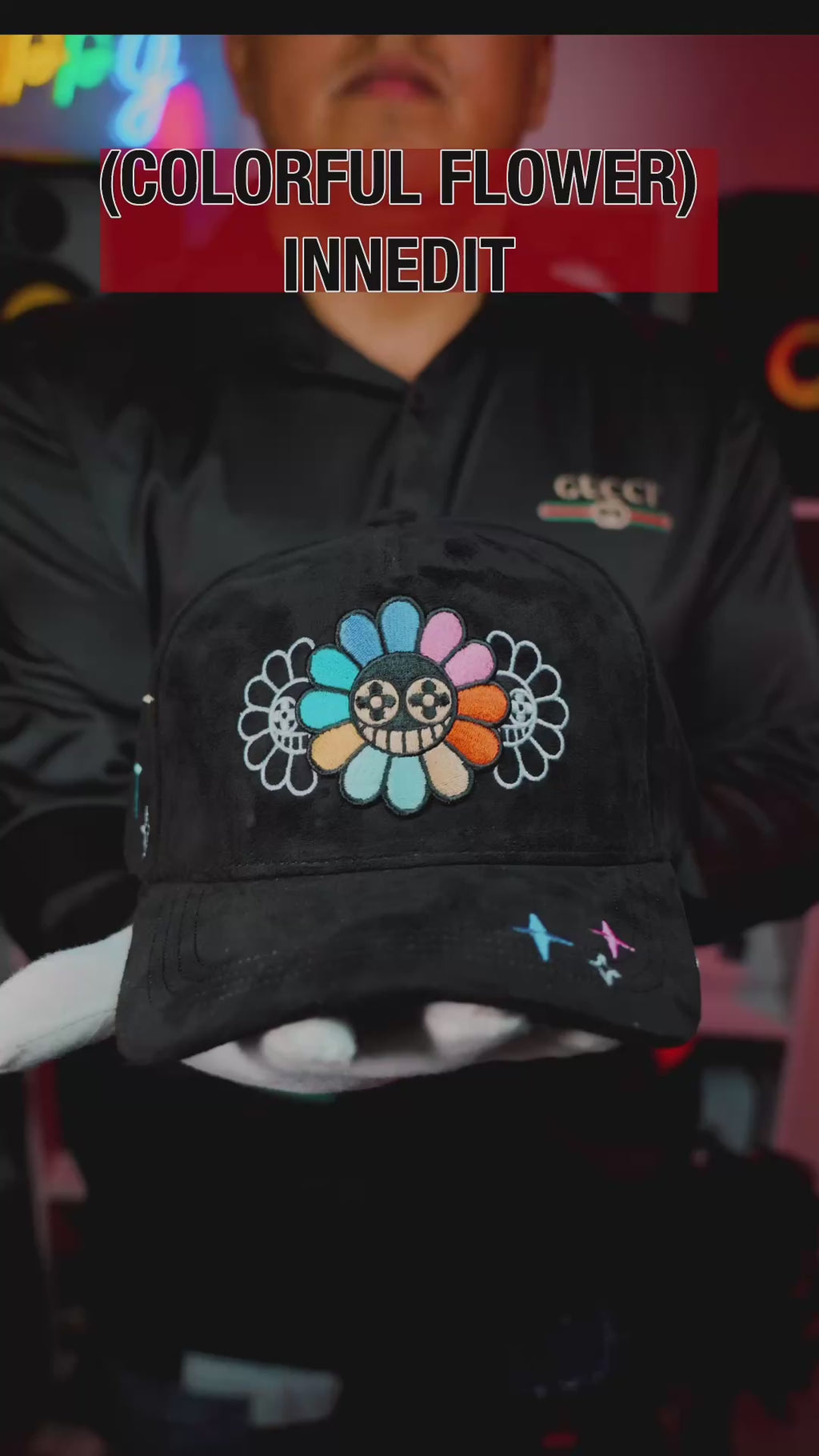 Cap with a colorful flower (INNEDIT)